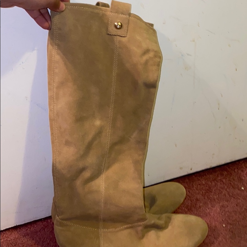 Tan boots size 9.5
